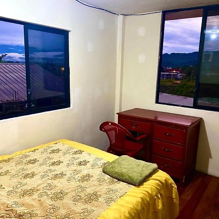 Casa Nomada Puyo Bed & Breakfast ภายนอก รูปภาพ